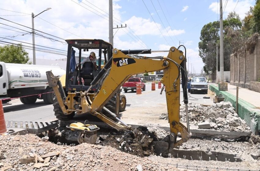  Soledad repara alcantarilla dañada en avenida San Pedro para restablecer circulación segura