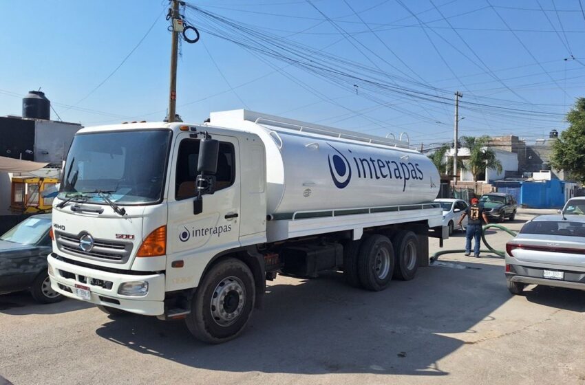  Interapas presume 13 millones de litros en pipas; el dato también exhibe el tamaño del desabasto