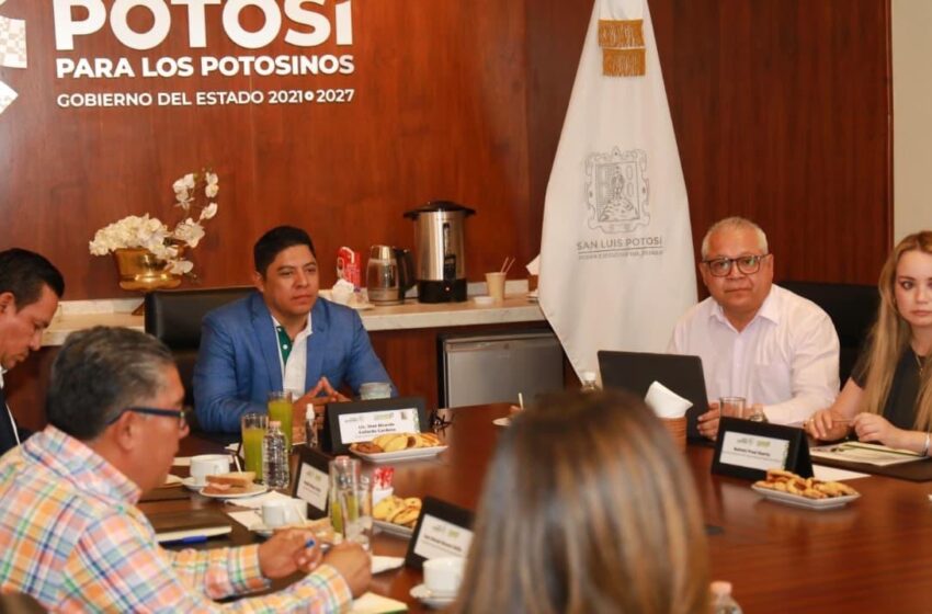  Gallardo acuerda con alcaldes del Centro y Altiplano reforzar policías municipales y elevar inversión en seguridad