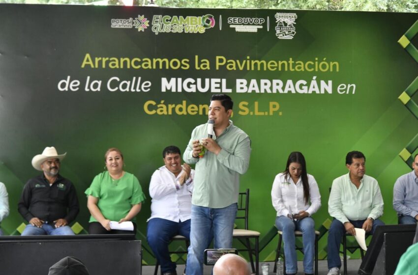  Gallardo arranca rehabilitación de la calle Miguel Barragán y anuncia obras escolares en Cárdenas