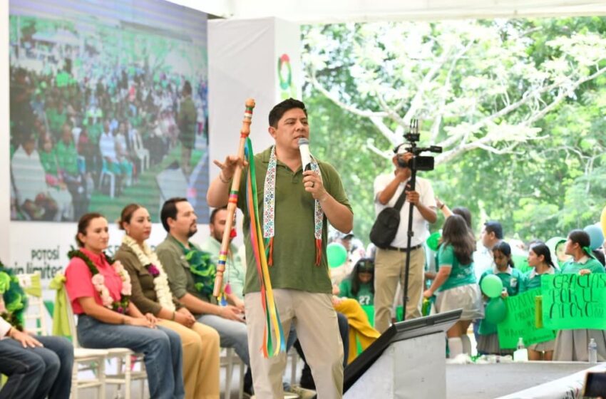  Gallardo anuncia inversión de mil 200 millones de pesos para nuevas carreteras en la Huasteca