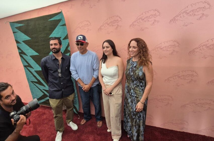  El MAZ reúne arte y futbol en exposición de Mario García Torres y Jorge Campos