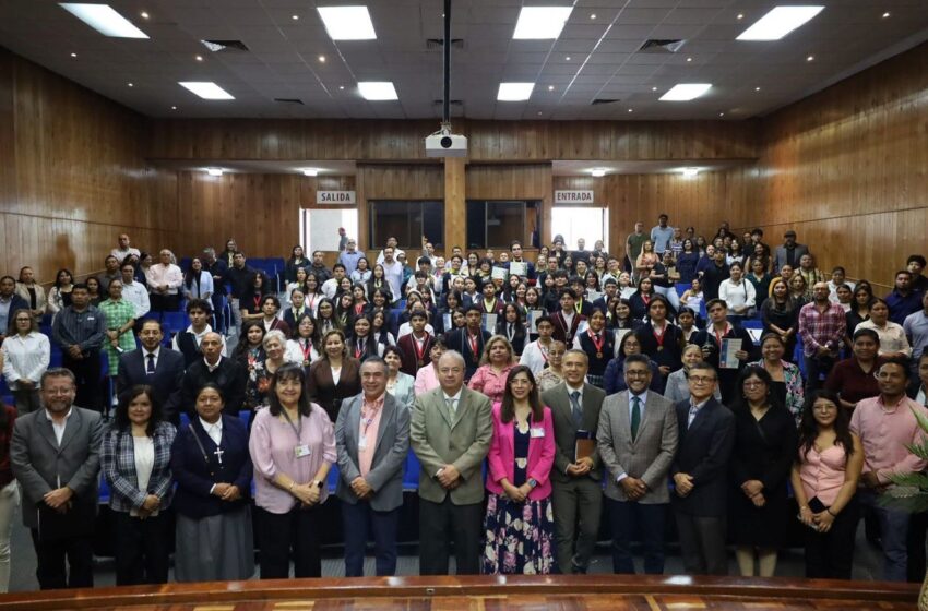  Cobach destaca con 15 estudiantes reconocidos en Olimpiadas Estatales de Biología y Química