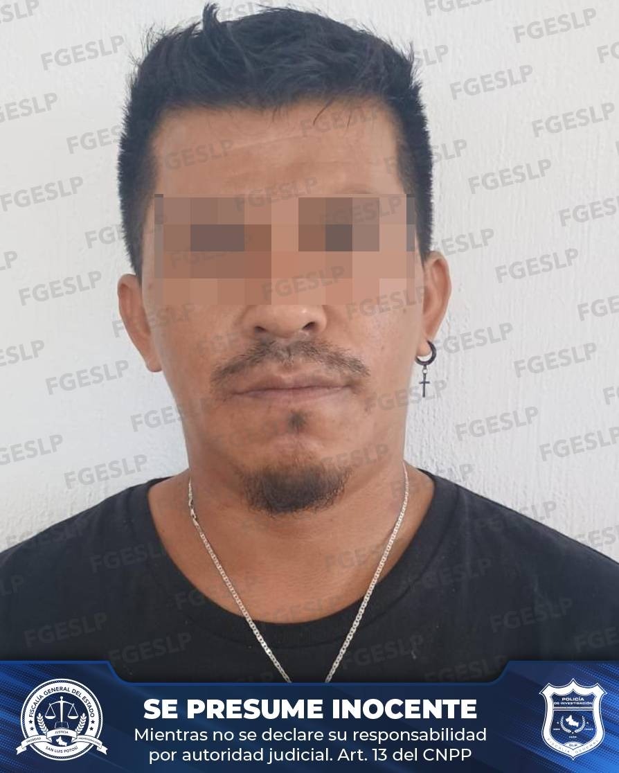 Persona detenida por la Fiscalía de San Luis Potosí, con el rostro cubierto conforme a la presunción de inocencia.