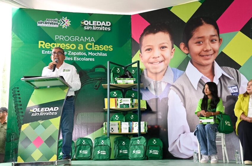  Soledad inicia entrega de apoyos escolares para más de 35 mil estudiantes