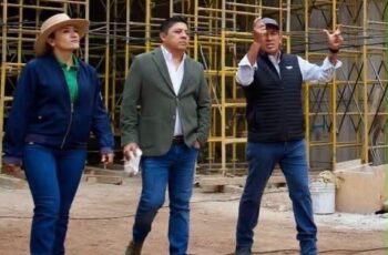 Ricardo Gallardo Cardona durante recorrido de obra en el Paso a Desnivel Vehicular de la Arena Potosí