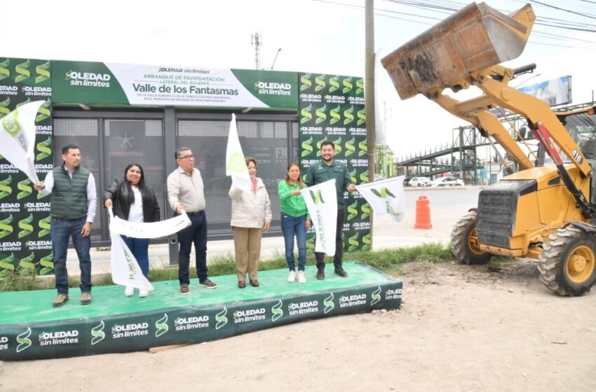  Soledad inicia pavimentación en lateral de bulevar Valle de los Fantasmas