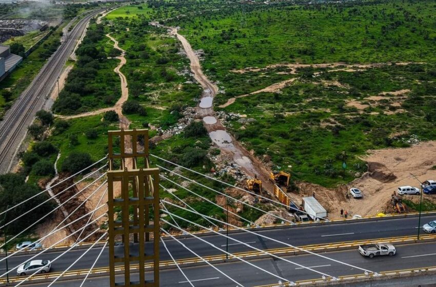  Ricardo Gallardo anuncia dos nuevos puentes vehiculares en Circuito Potosí