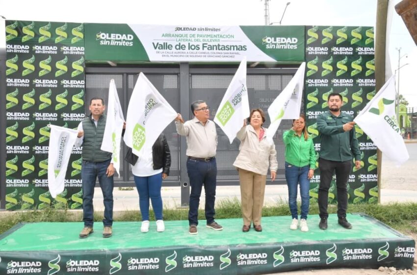  Comerciantes y vecinos destacan beneficios de pavimentación en Valle de los Fantasmas