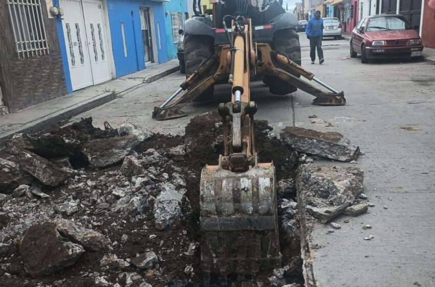  Soledad rehabilita casi 500 metros cuadrados de vialidades con trabajos de bacheo