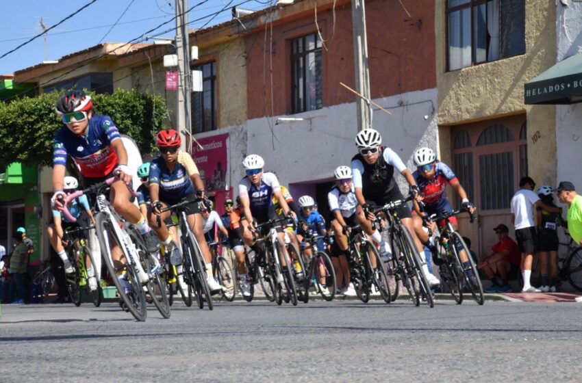  Gran Premio Junior Bike reúne a más de 450 ciclistas en Soledad durante su primera etapa