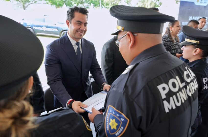  Querétaro reconoce a policías municipales por 28 aniversario de la SSPMQ