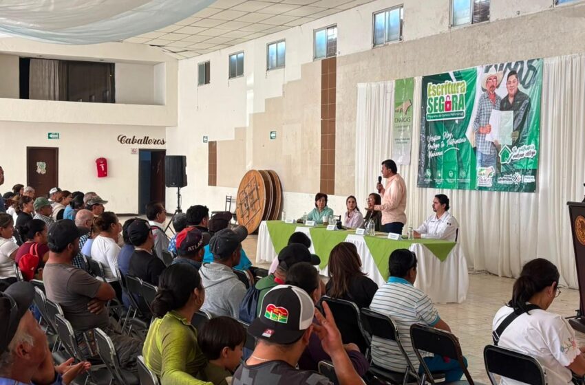  Regularizan 200 predios en Charcas mediante programa Escritura Segura