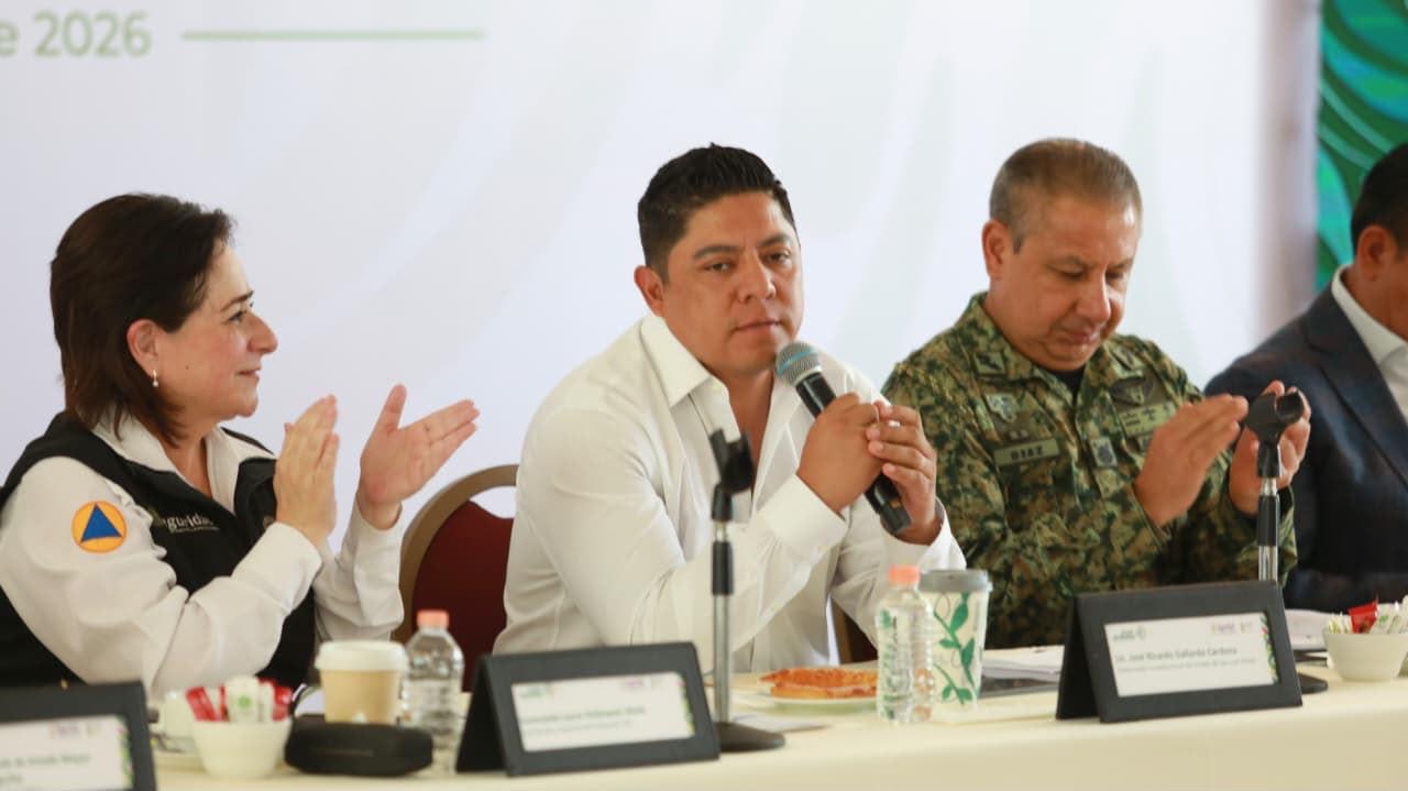 Ricardo Gallardo Cardona encabeza sesión del Consejo Estatal de Protección Civil ante la temporada de lluvias y ciclones tropicales.