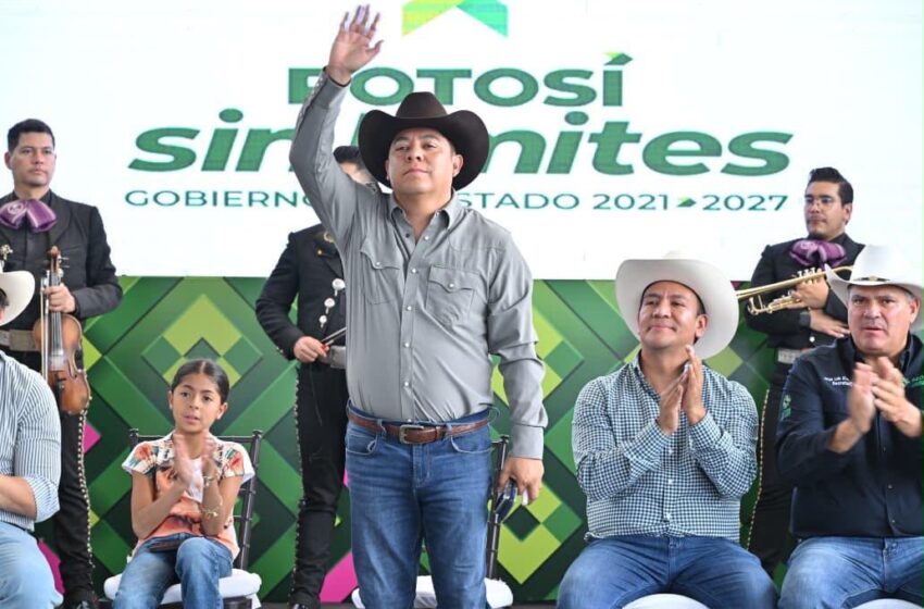  Gallardo anuncia apoyos para fortalecer al sector ganadero potosino