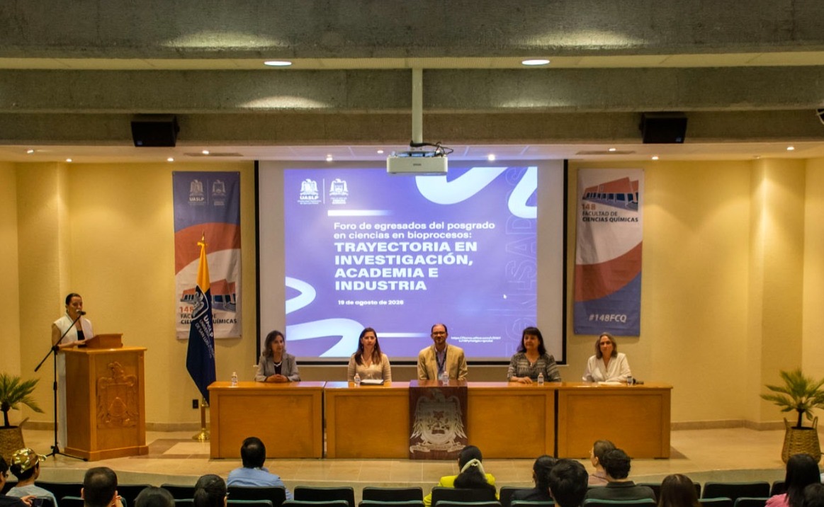 Foro de Egresados del Posgrado en Ciencias en Bioprocesos de la Facultad de Ciencias Químicas de la UASLP, con participación de estudiantes, egresados y académicos.