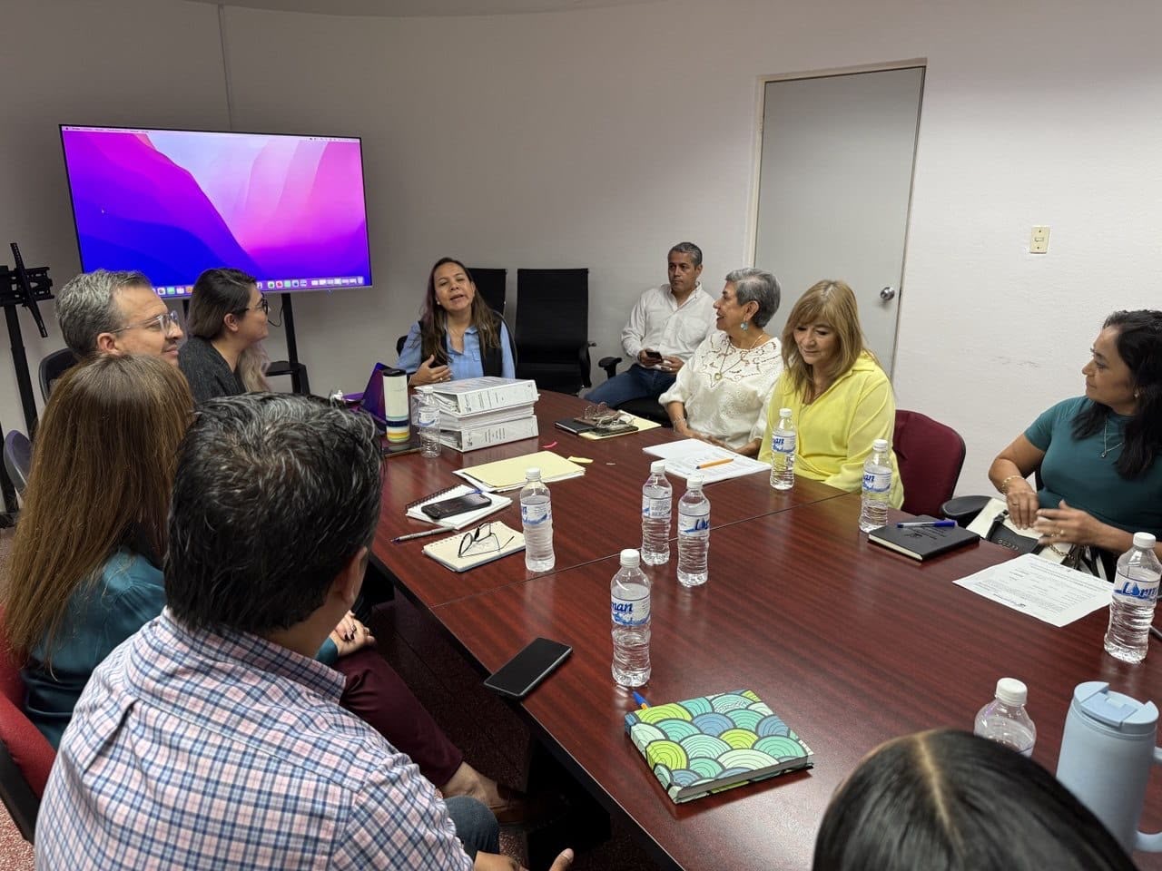 Reunión de trabajo de la Secretaría General del Ayuntamiento de San Luis Potosí sobre certificación de procesos y atención ciudadana.