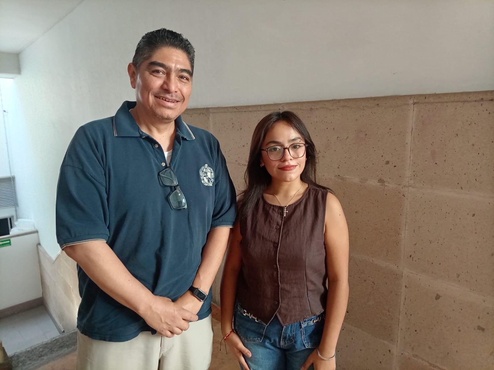 Israel Razo Soto y Nadia Nairobi Posadas Reyes, investigadores de la UASLP, participan en un proyecto sobre residuos mineros y riesgos ambientales.