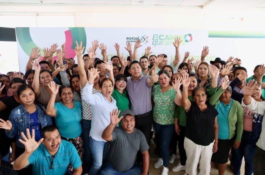  Gallardo ampliará programas sociales en Santa María del Río y Huehuetlán