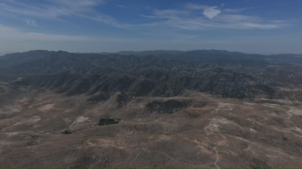 Vista aérea de la Sierra de San Miguelito en San Luis Potosí, Área Natural Protegida.