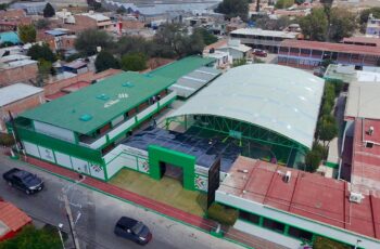 Vista aérea de planteles educativos rehabilitados en la cabecera municipal de Soledad de Graciano Sánchez