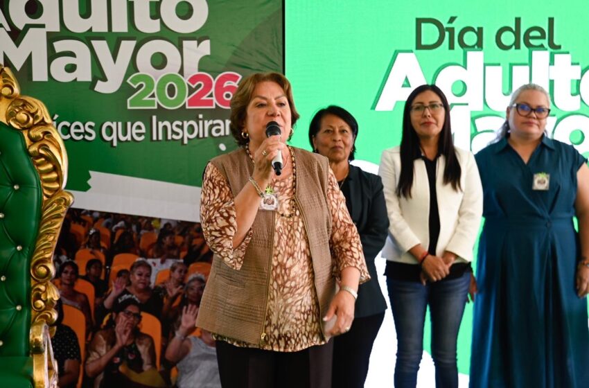  Soledad celebra a personas adultas mayores con reconocimiento a sus clubes