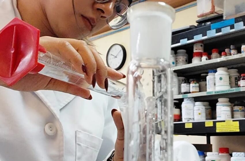  UASLP investiga materiales para retirar fluoruro del agua potable