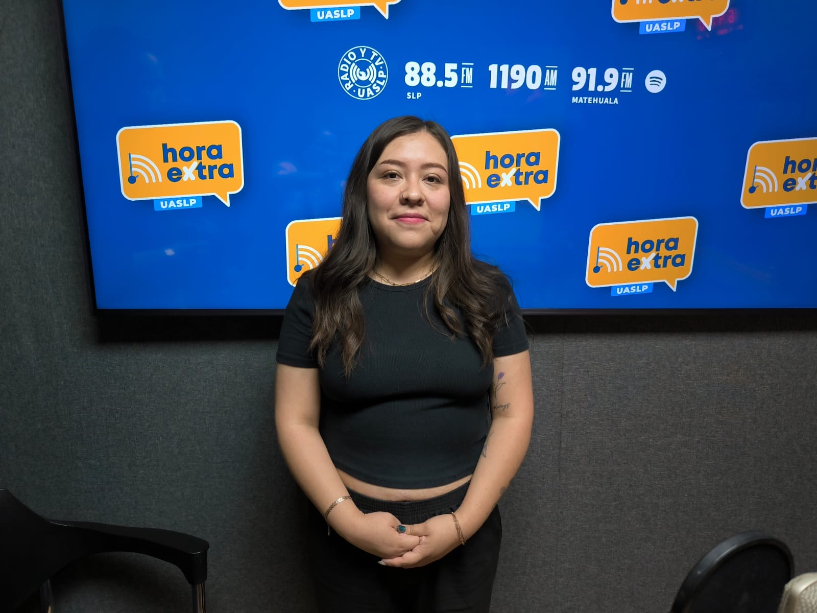 Ana Jared Tenorio Salazar, estudiante del Doctorado Institucional en Ciencia e Ingeniería de Materiales de la UASLP, quien desarrolla un sistema de liberación controlada de fármacos contra cáncer cervicouterino.