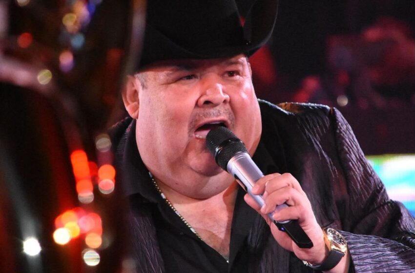  El Coyote conquista el Palenque de la FENAPO con banda sinaloense