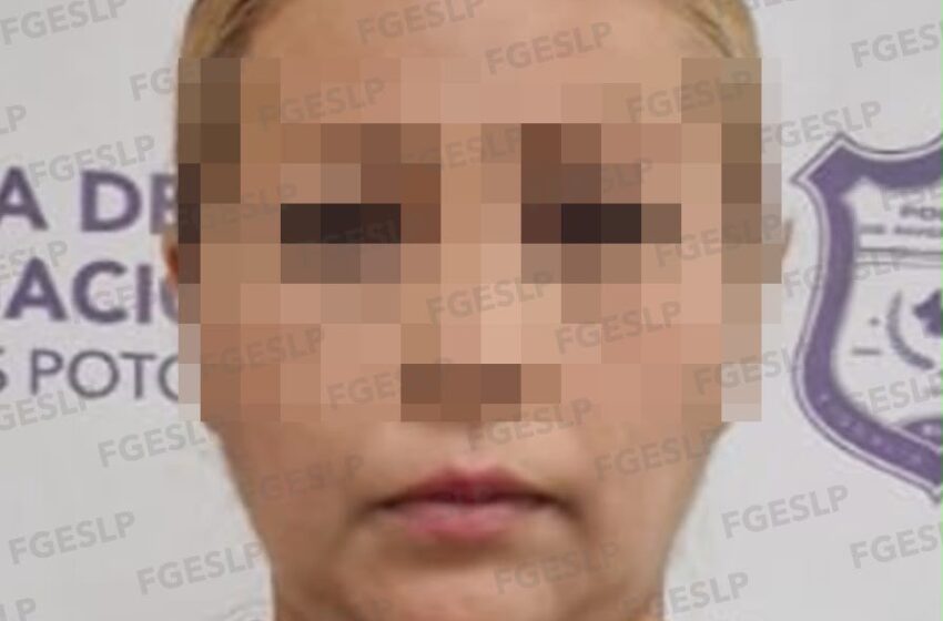  Detienen a mujer por presunto robo de casi 2 millones de pesos en la capital