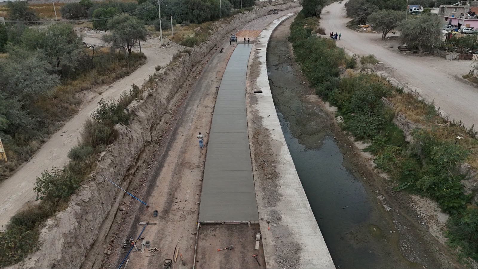 Trabajos de ampliación del bulevar Río Santiago en la zona metropolitana de San Luis Potosí