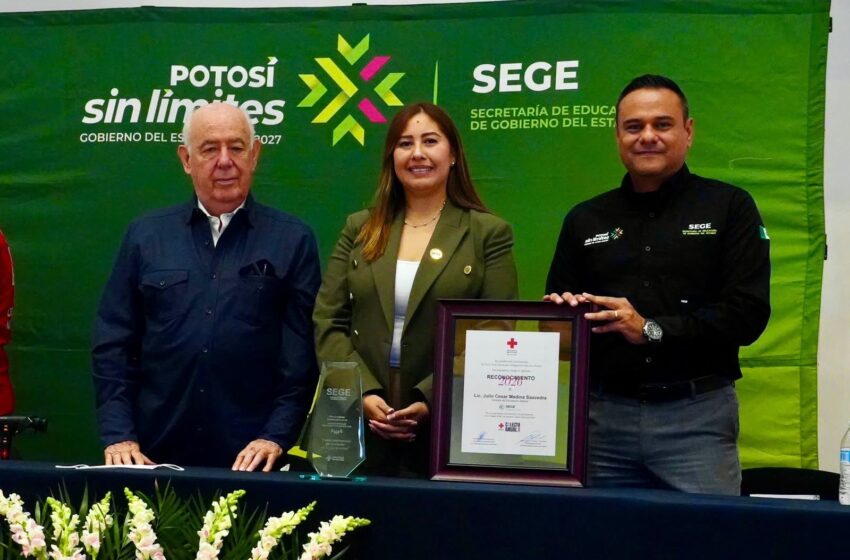  Comunidad educativa de SLP participa en Colecta Anual 2026 de la Cruz Roja