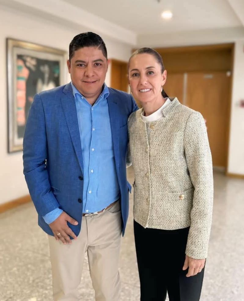 Claudia Sheinbaum junto al gobernador Ricardo Gallardo Cardona