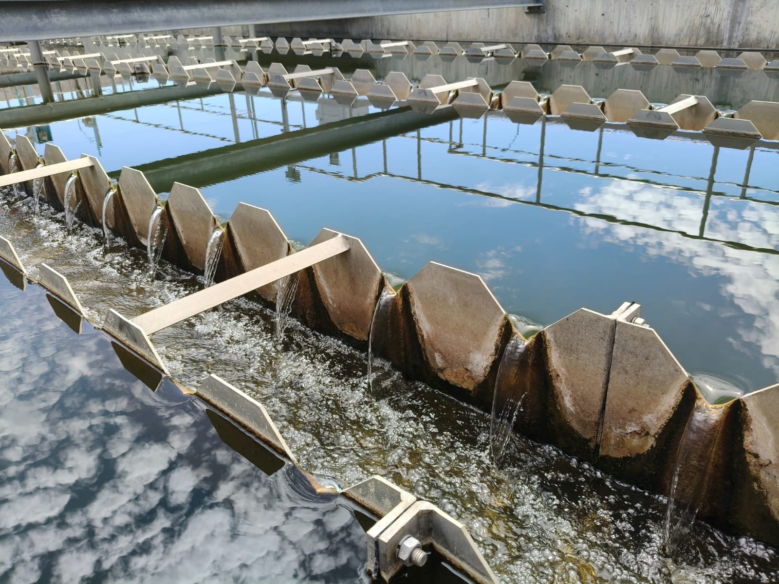 Infraestructura del sistema El Realito durante la operación de conducción y tratamiento de agua