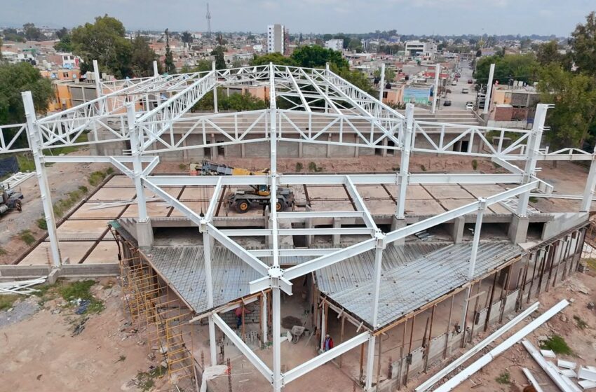  Alberca olímpica en Soledad alcanza 30% de avance; inversión es de 22.3 millones de pesos