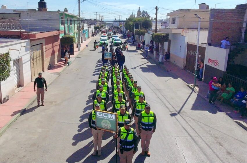  EN SOLEDAD, MÁS DE 30 ESCUELAS DAN COLOR E IDENTIDAD AL DESFILE CONMEMORATIVO DE LA INDEPENDENCIA DE MÉXICO
