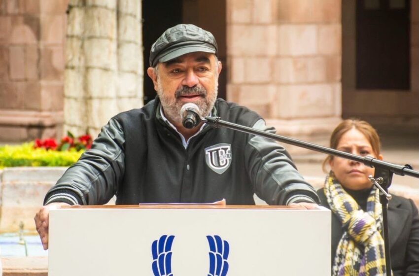  Fernando Díaz Barriga, Investigador Nacional Emérito, destaca cuatro décadas de ciencia al servicio de la sociedad