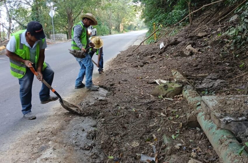  Gobierno estatal refuerza limpieza y vigilancia de caminos ante temporada de lluvias