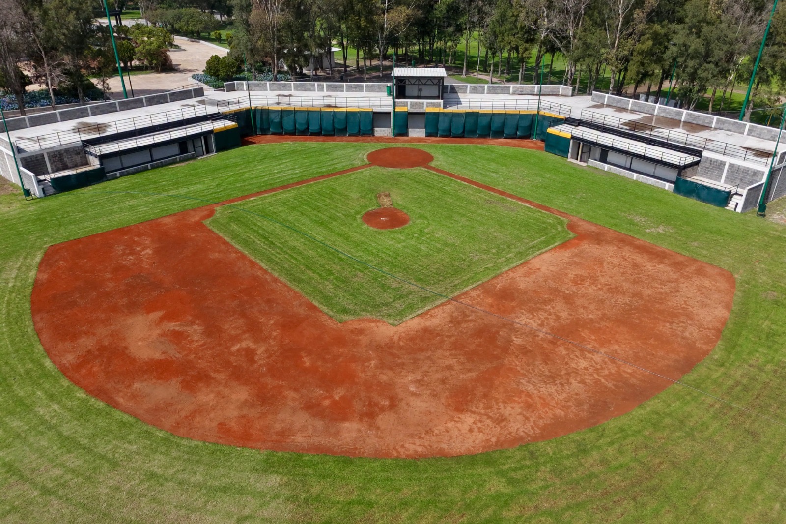Vista aérea del Potosí Baseball Park en el Parque Tangamanga I, sede de la MLB Cup México 2026.