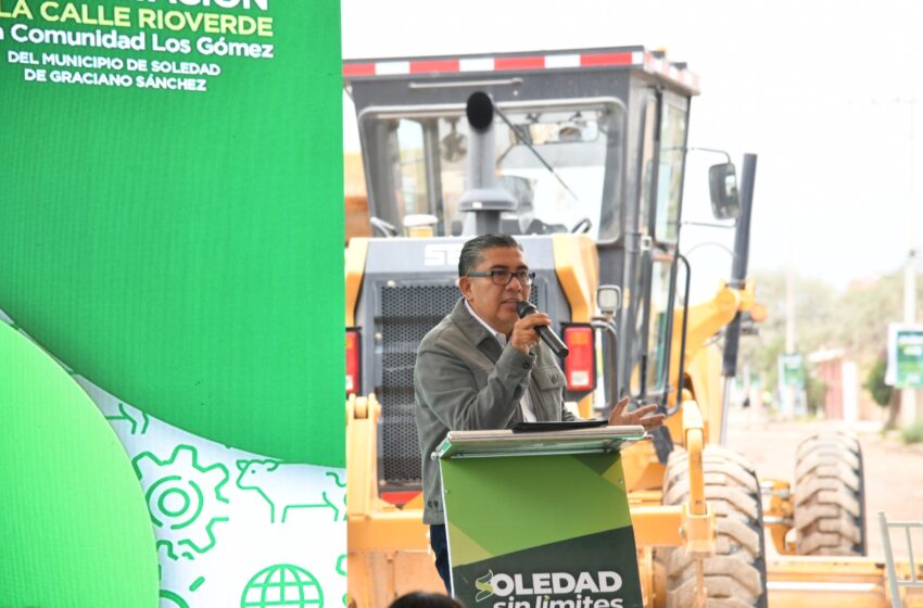  Soledad inicia pavimentación de calle Rioverde en Los Gómez con inversión inicial de 9.8 mdp