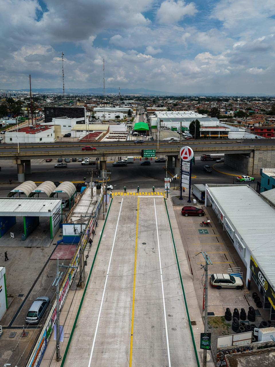Vista aérea de la avenida Camino al Ejido La Libertad y su conexión con vialidades de la zona metropolitana.