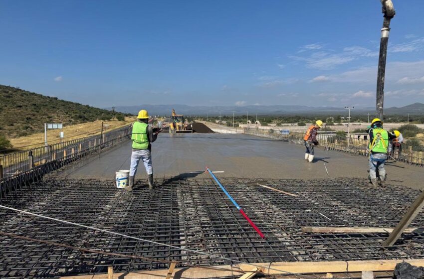  San Luis Potosí mantiene 85 obras en ejecución y reporta cerca de 7 mil kilómetros de caminos atendidos