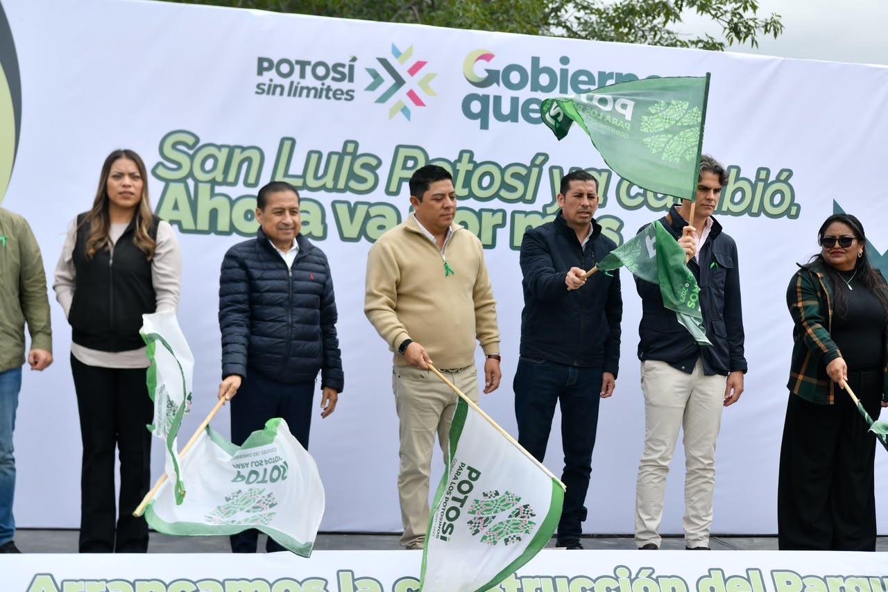 Autoridades estatales realizan el banderazo de inicio de la construcción de la Unidad Recreativa Don Miguel en San Luis Potosí.