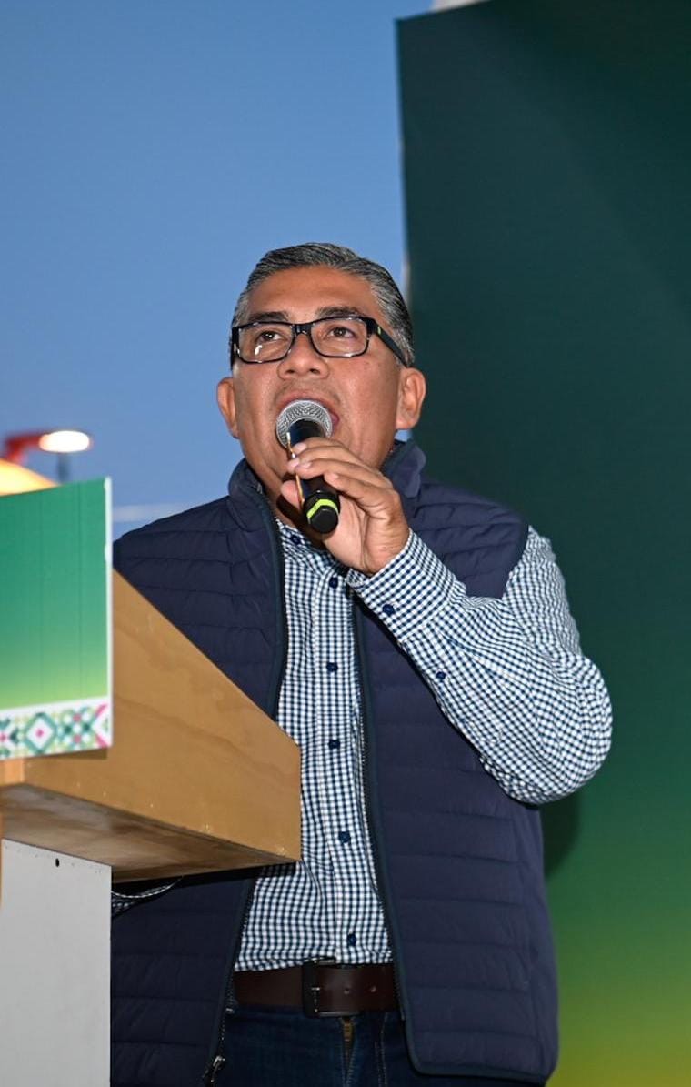 Juan Manuel Navarro Muñiz durante un evento del Ayuntamiento de Soledad de Graciano Sánchez.