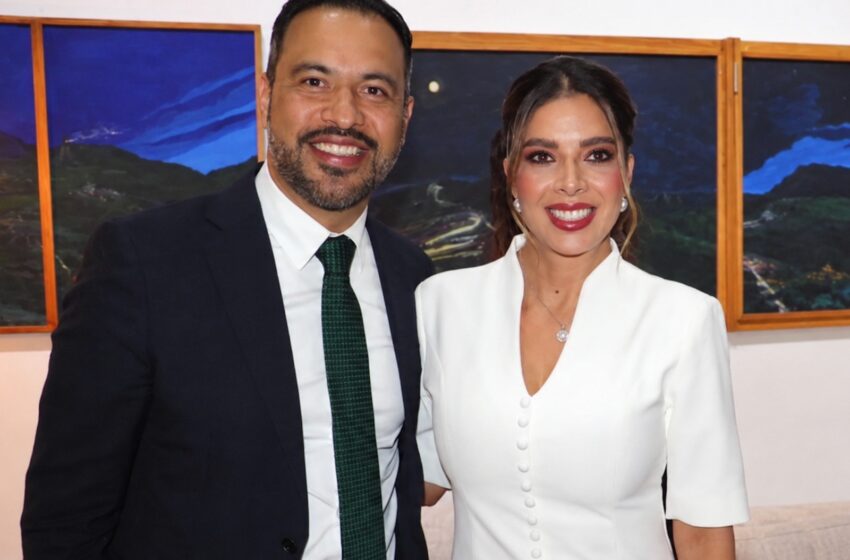  Ignacio Segura destaca trayectoria de Ruth González en el DIF y el Senado