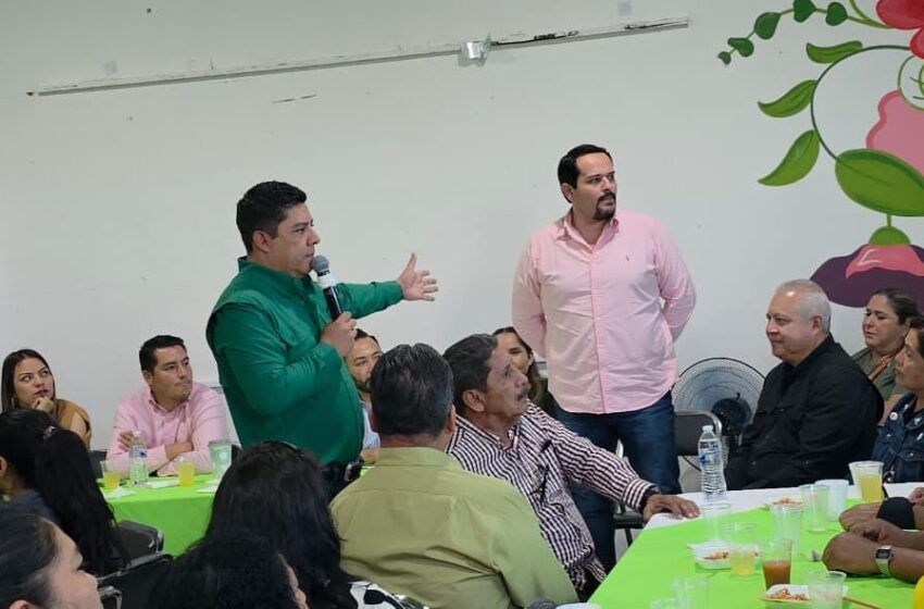  Gobierno estatal realiza limpieza y mantenimiento de espacios públicos en Los Álamos