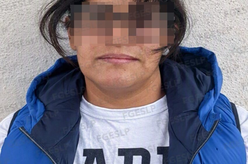  FISCALÍA POTOSINA CUMPLIMENTA ORDEN DE APREHENSIÓN CONTRA MUJER POR VARIOS DELITOS