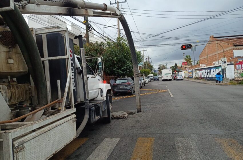  GOBIERNO ESTATAL MANTIENE LIMPIEZA DE DRENAJES PARA PREVENIR INUNDACIONES