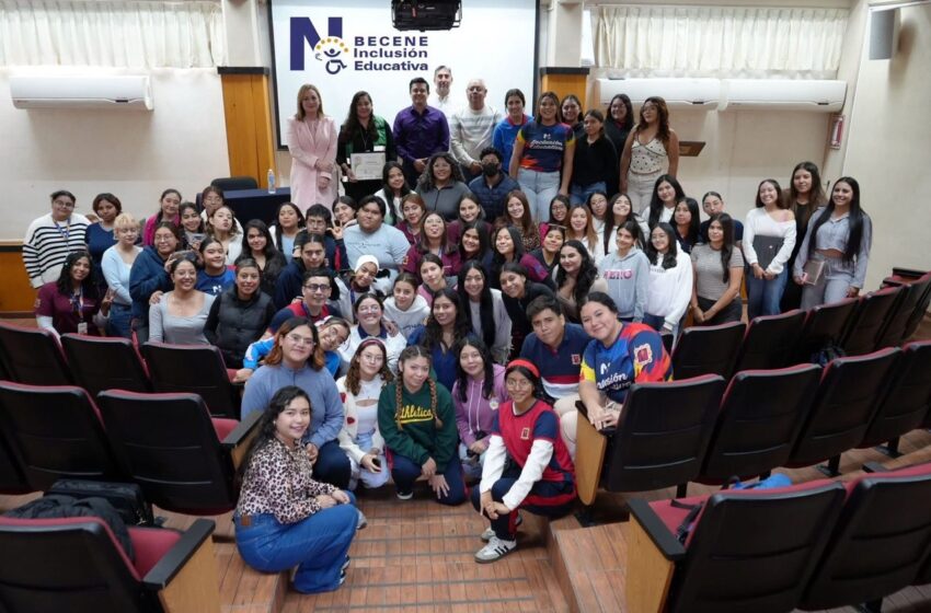  DIRECCIÓN DE GOBERNACIÓN ACERCA PREVENCIÓN DEL CONSUMO DE ALCOHOL A ESTUDIANTES NORMALISTAS