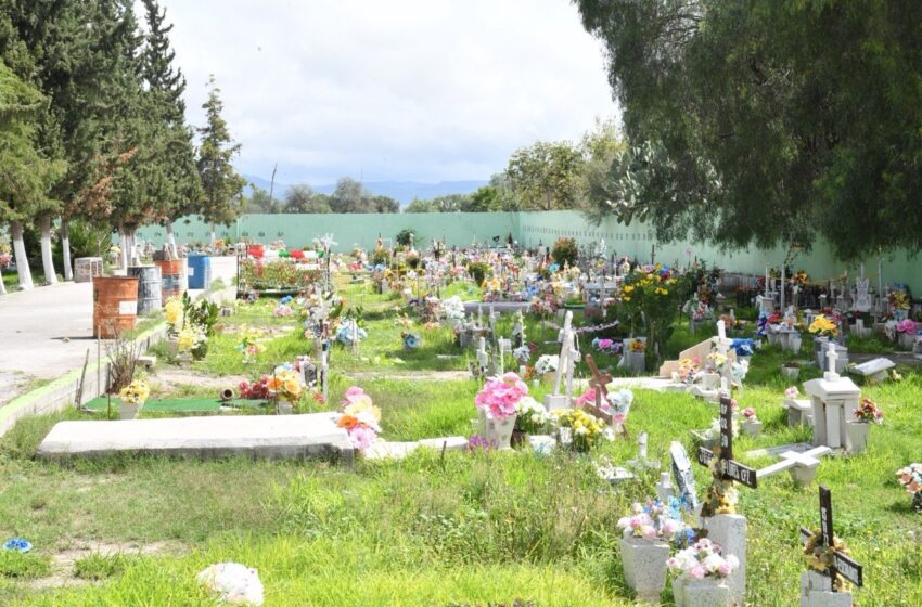  PANTEONES MUNICIPALES DE SOLEDAD GARANTIZAN LIMPIEZA Y ORDEN DURANTE CELEBRACIONES DE DÍA DE MUERTOS